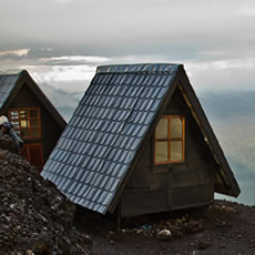 nyiragongo-volcano-shelters